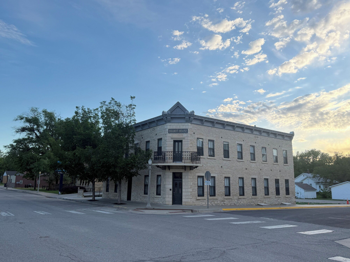 Exterior & Views 1, Brandt House, Wabaunsee