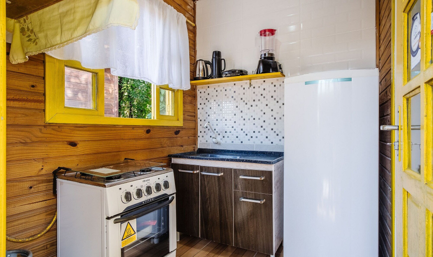 Private kitchen 3, Cabin Between Lagoon and Praia do Rosa - Prj004, Imbituba