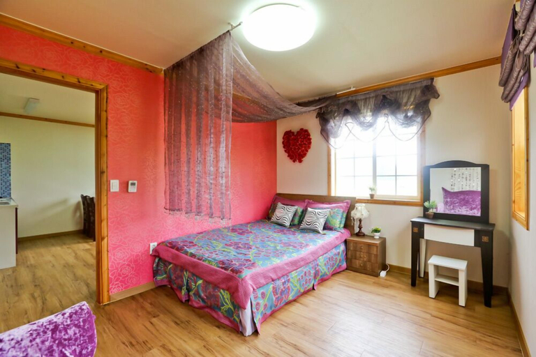 Bedroom 2, Vally Pension, Gapyeong