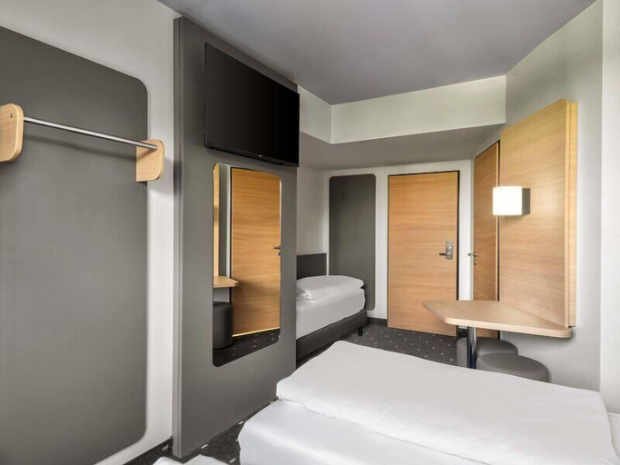 Bedroom 3, B&B Hotel Bielefeld-City, Bielefeld