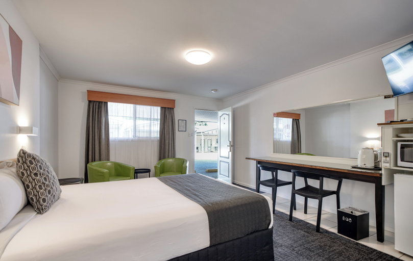 Bedroom 3, Best Western Caboolture Gateway Motel, Caboolture - Central