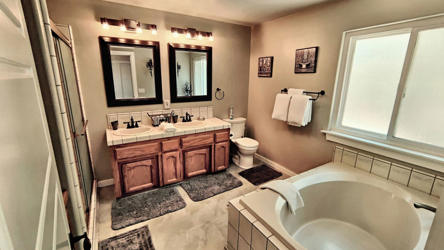 Interior 4, Candlewood Creek by Avantstay Pool + Fire Pit Quiet Paso Cul-de-sac, San Luis Obispo