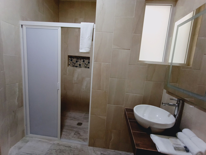 Bathroom 4, Hotel Anturio, Dolores Hidalgo
