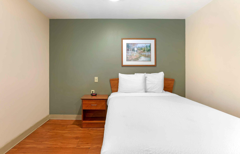 Bedroom 3, Extended Stay America Select Suites - Indianapolis - Greenwood, Johnson
