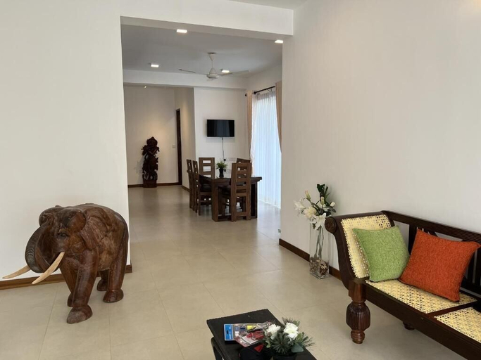 Interior 5, Silina Airport Residence & Transit Hotel, Katana