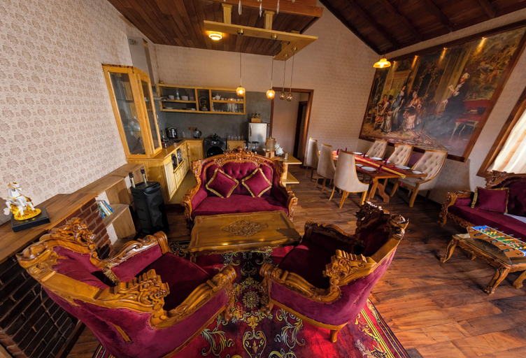 Living area, Mahaeliya Rock Castle, Nuwara Eliya
