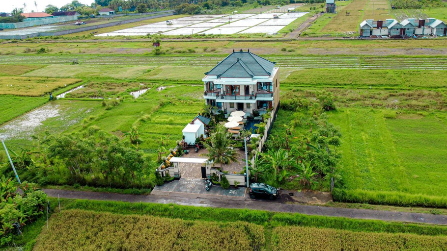 4, Villa bagus, Buleleng