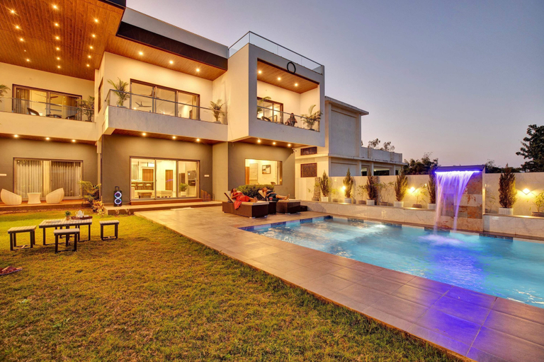 Room 5, The Horizon Villa by Viraalay - Premium 5bhk Villa, Udaipur