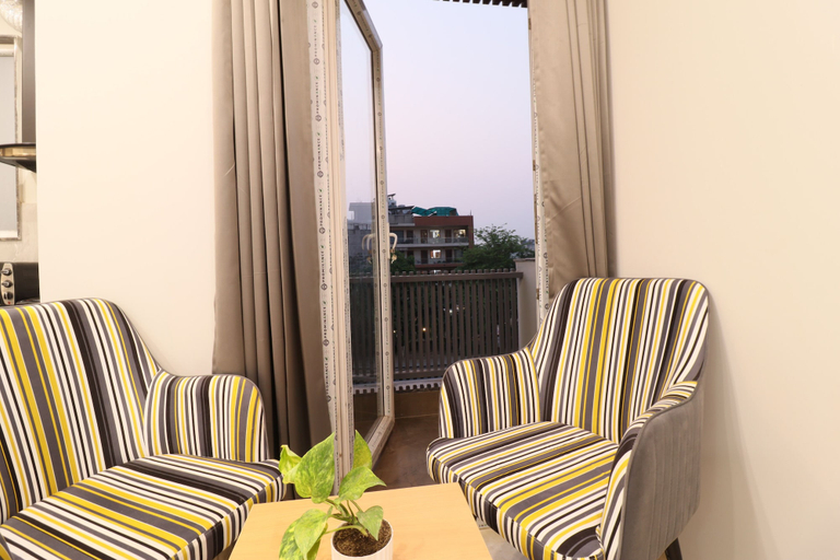 Property grounds 2, Exotic Studio Stayz I Artemis Hospital, Gurgaon