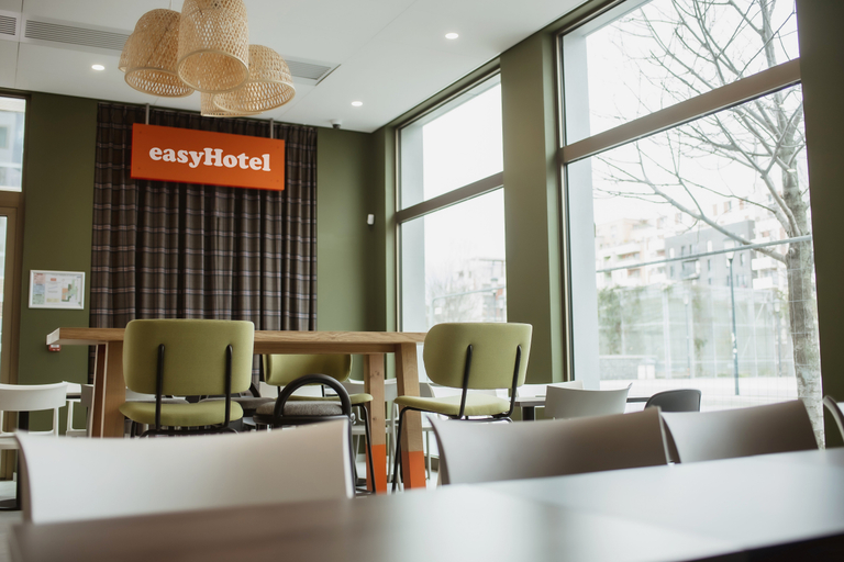 Others 5, easyHotel Paris Nord Aubervilliers, Seine-Saint-Denis