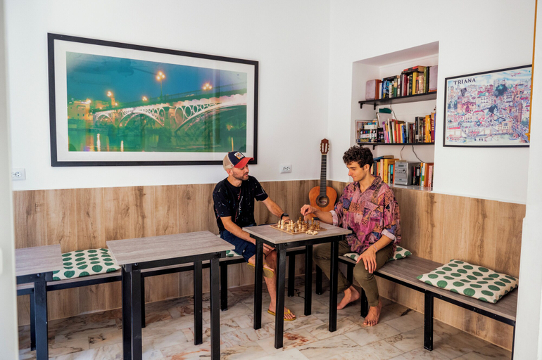 Others 5, Triana Backpackers, Sevilla