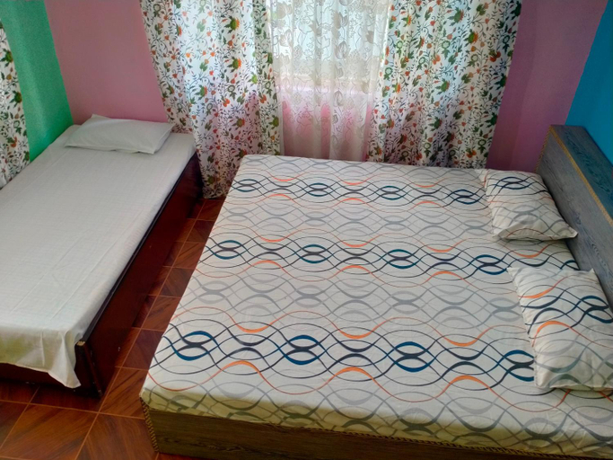 Bedroom 4, John friends guest house, Srinagar