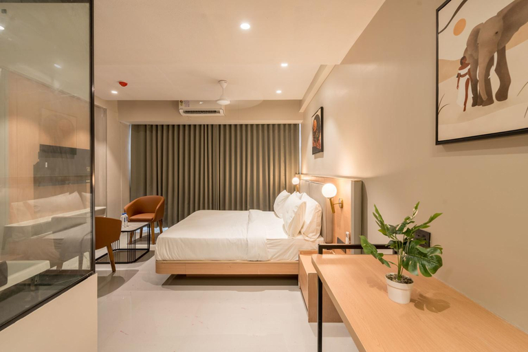 Facilities 4, Hotel Royal Wing, Gandhinagar