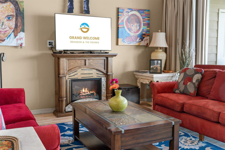 Living area 3, Club Yakov & 3bdr Lakefront, Taney