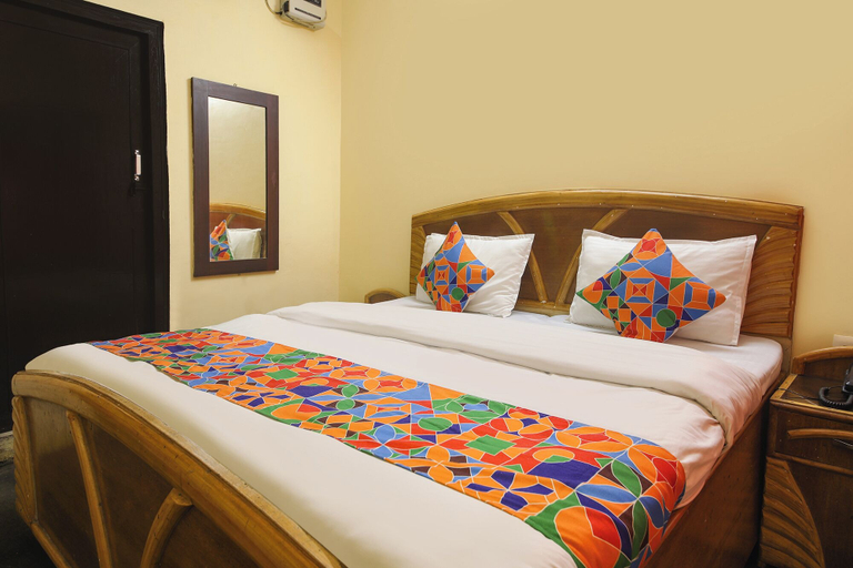 Room 2, Fabhotel Maharaja Palace, Hardwar