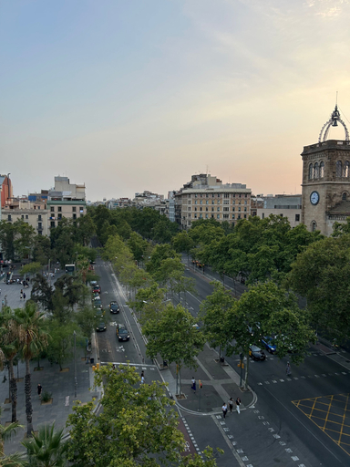 Others 5, Hostal Delfos, Barcelona