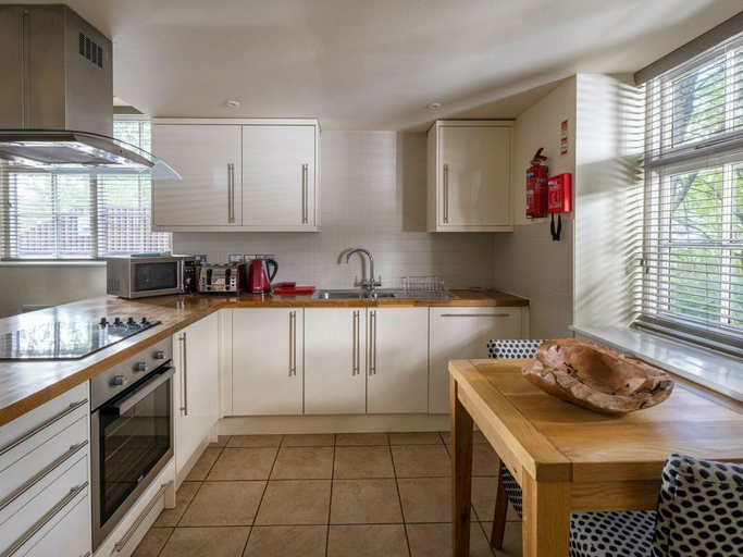 Private kitchen 4, Keldy Forest - Forest Holidays, North Yorkshire