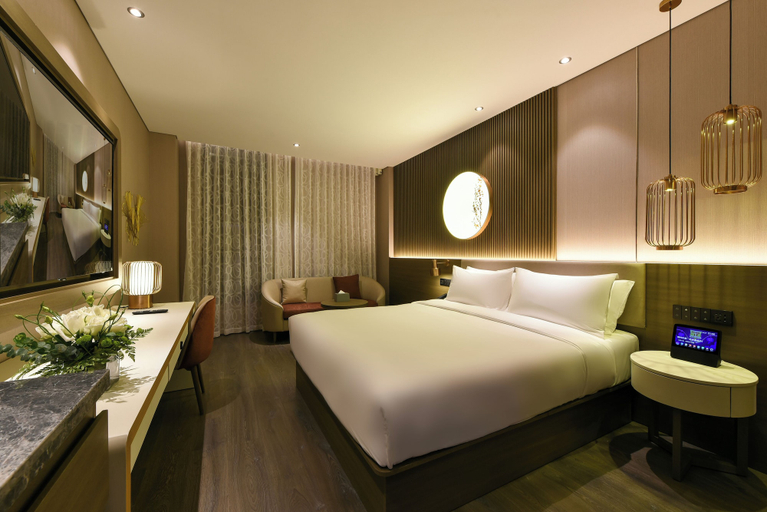 Room 4, Crystal Orange Guomao Joy City, Beijing