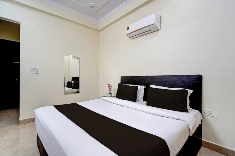 Room 2, Hotel O Railway Station Road Formerly, Alwar