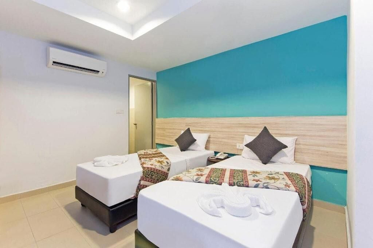 Room 2, M HOTEL - Medan Tuanku Near MARA, Kuala Lumpur