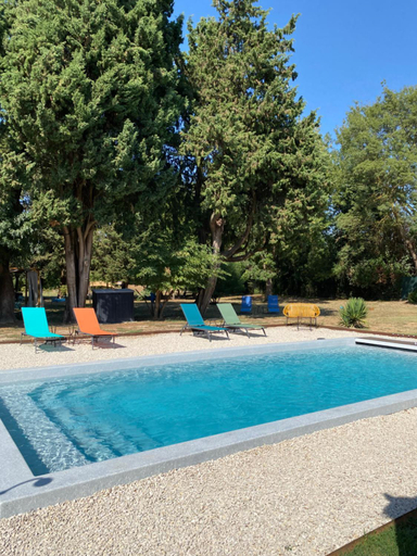 Sport & Beauty, Appartement Les Cypres de l’Ile, Vaucluse