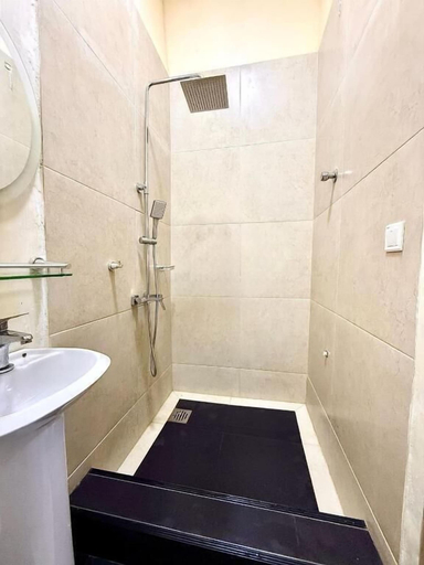 Bathroom 2, Sanga Estates Luxury Apartments, Ga West