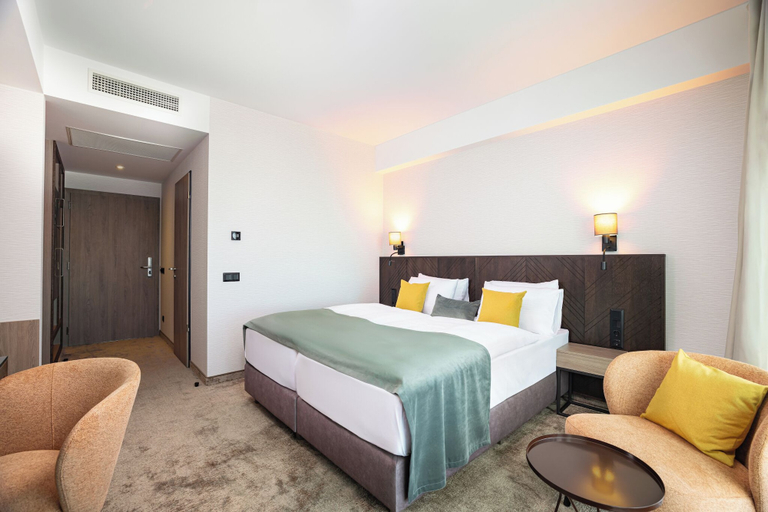 Room 3, Montello Hotel, Balatonfüred