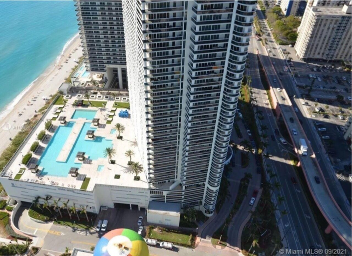 Exterior & Views 2, Lyfe Resort & Condo, Broward