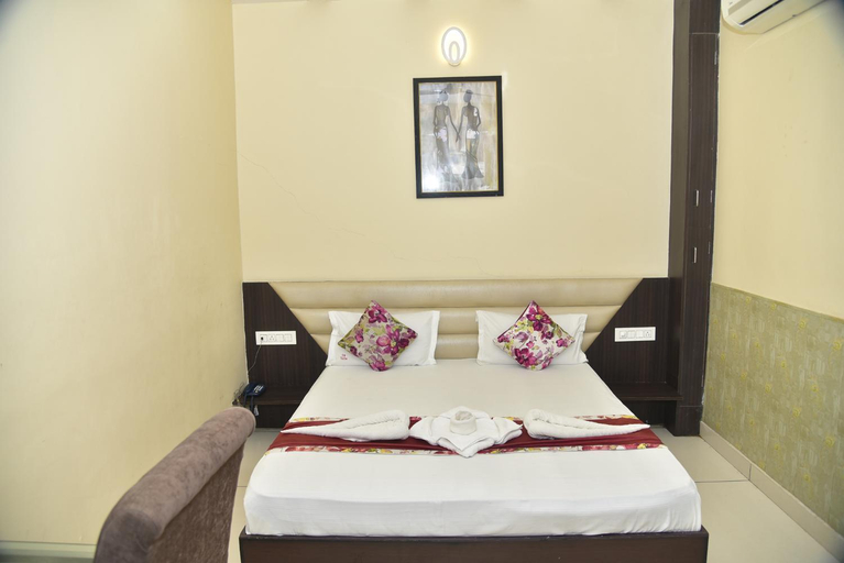 Bedroom 2, HOTEL 4G , Bhopal