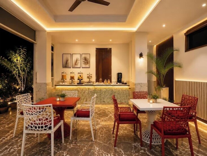 Food & Drinks 5, Staybook Hotel Aira, Delhi