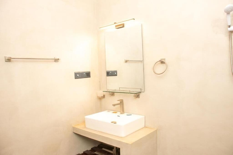 Bathroom 4, BigJ Villas Nilaveli, Kuchchaveli