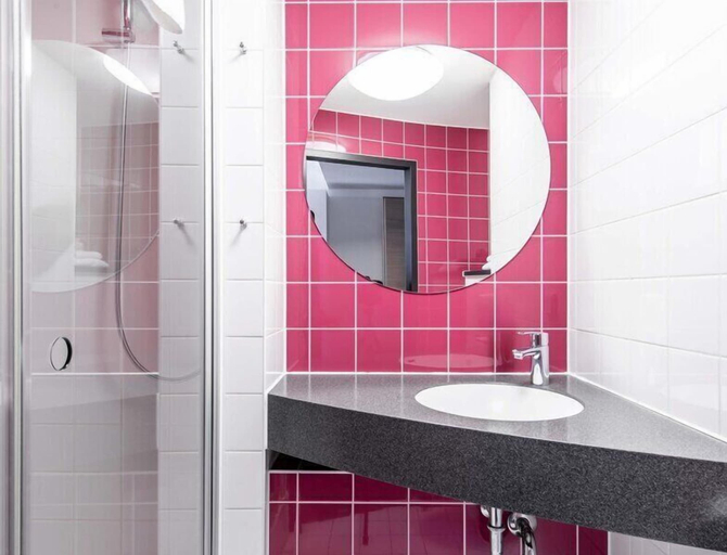 Bathroom 5, B&B Hotel München City-Nord, München