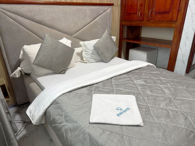 Room 3, BISSO HOTEL, Wouri