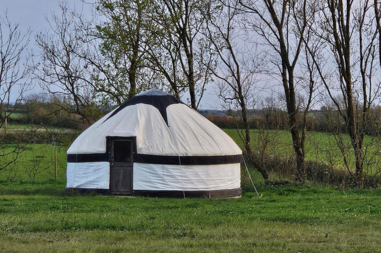 Exterior 5, Yurt Sleeps 2 - Bbq & Fire Pit - Dogs Welcome, Cornwall