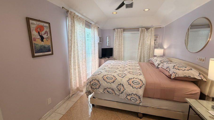 Bedroom 3, The Independent Inn - Formerly Heron House Court, Monroe