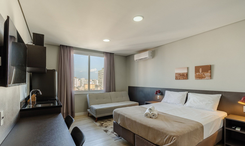 Room 5, Studio w/ Pool Close to Ccmq Tco1215, Porto Alegre