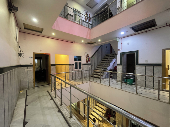 Interior 3, The Mohan By LIVIQ Delhi Railway Station, Delhi