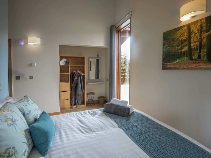 Interior 5, Ardgartan Argyll Golden Oak Lochside, Argyll and Bute