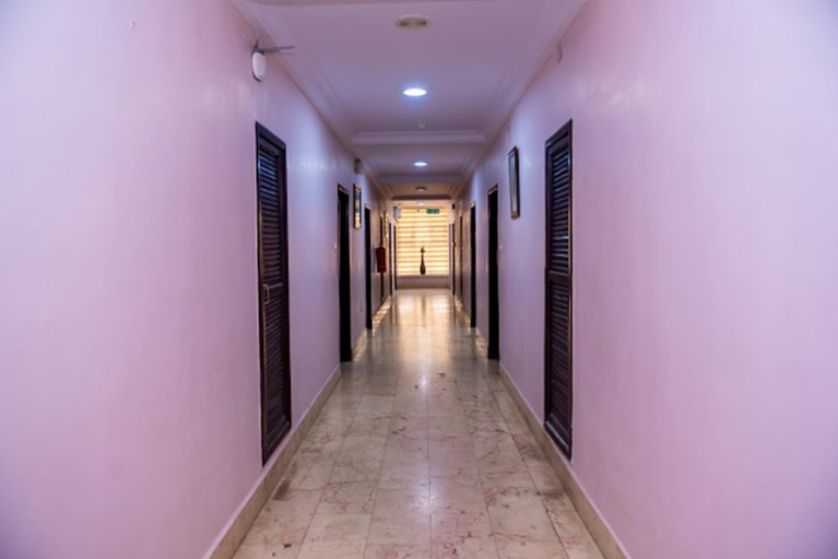 Others 5, Dees Hotels Apartments & Suites, Mushin