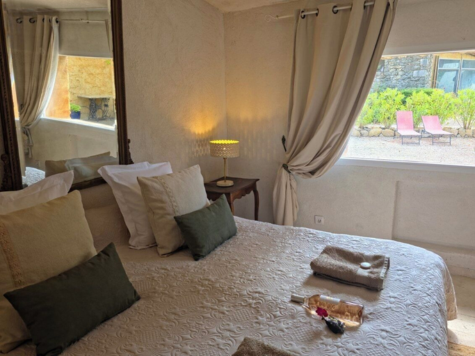 Bedroom 4, Le Mas des Escans, Var
