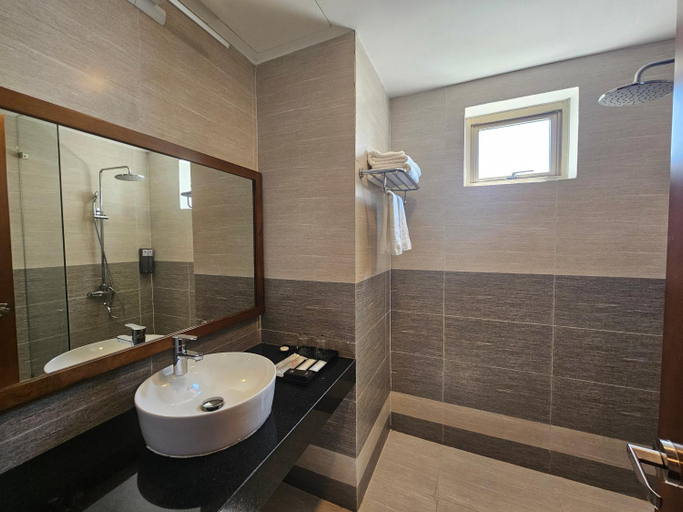 Bathroom 4, Tamarind Hotel, Da Nang