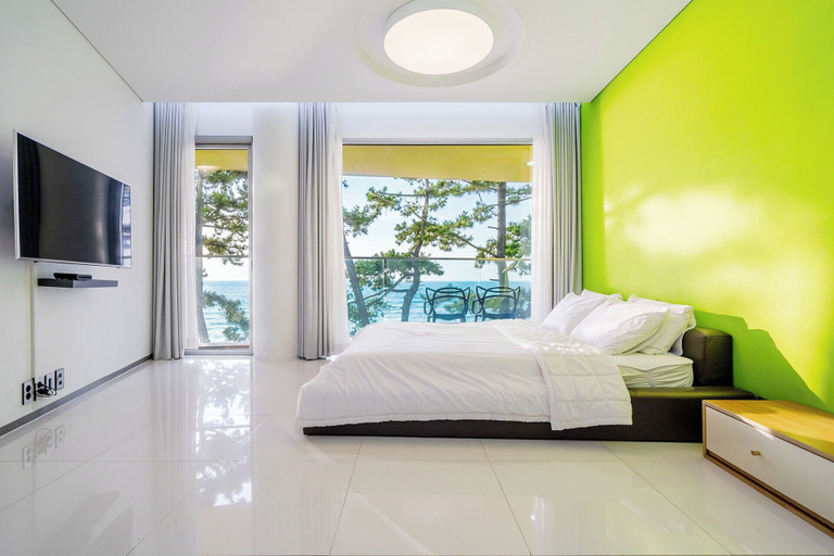 Bedroom 3, Boryeong Lavar Pool Villa, Boryeong