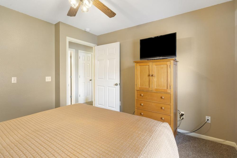 Bedroom 3, StoneBridge Village Resort, Stone