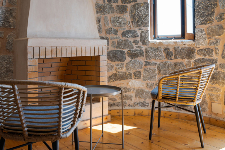 Room 2, Pirgos Petropoulea, Peloponnese