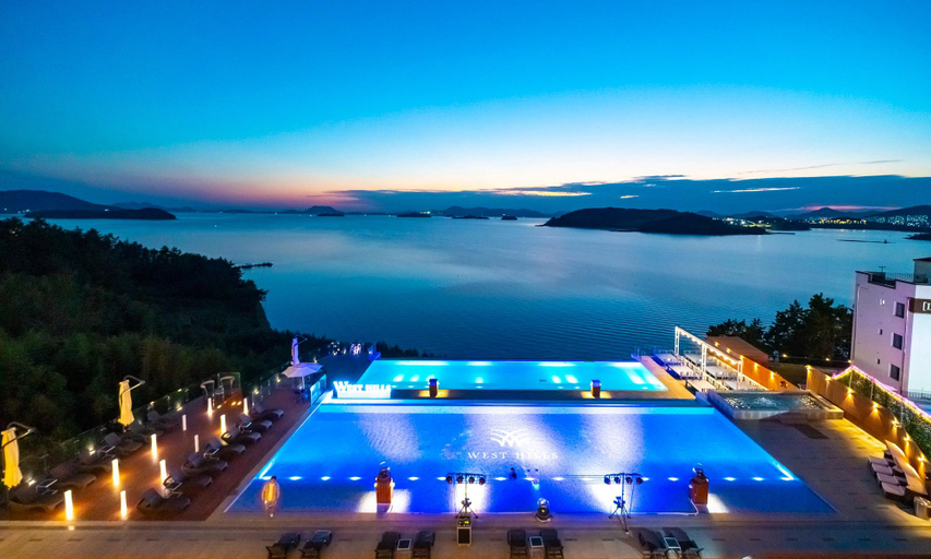 Sport & Beauty 5, Yeosu West Hills Pool Villa, Yeosu