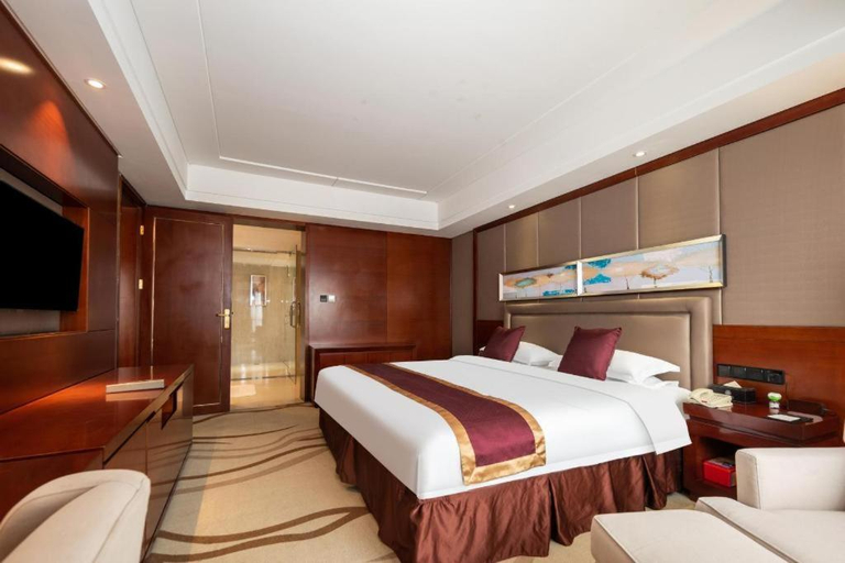 Bedroom 2, Tianjin Airport Baiyun Hotel, Tianjin