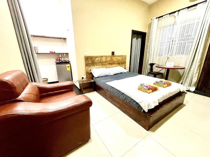 Room 3, Sanga Estates Luxury Apartments, Ga West