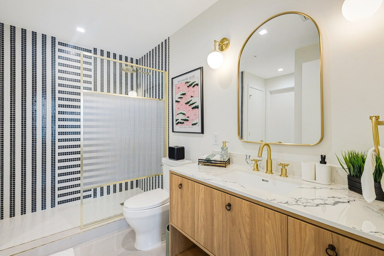 Bathroom 2, Miami 1BR Apartment with Pool for 3, Miami-Dade