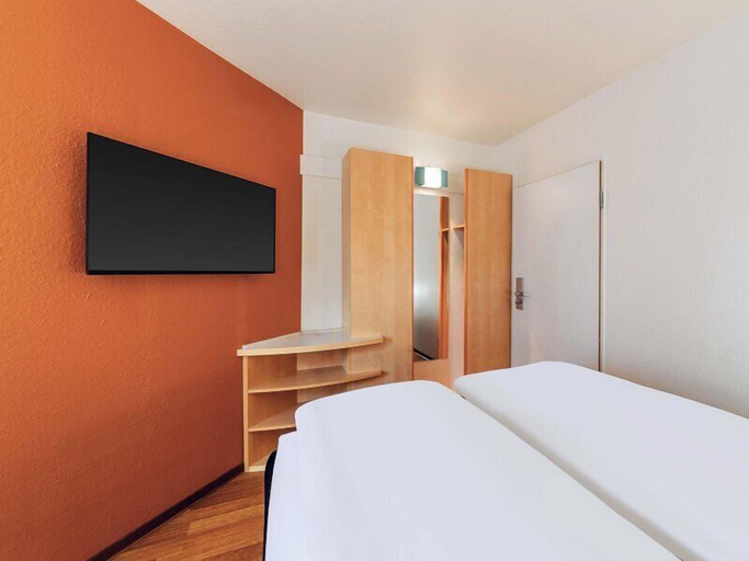 Bedroom 3, B&B HOTEL Essen-Hbf, Essen