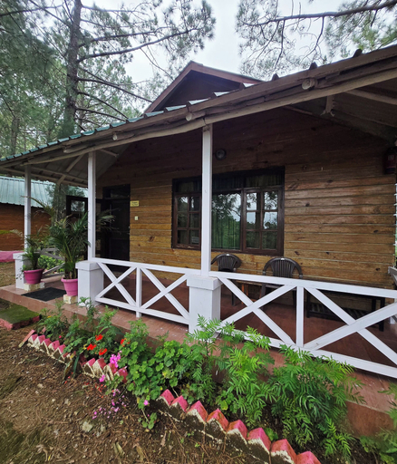 Terrace/patio 2, Pine Wood Nirvana Jungle Resorts, Shimla